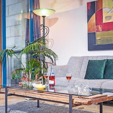 Апартаменты Deluxe 2Br Apt W Pool In Historical Jaffa By Sea N' Rent Тель-Авив Экстерьер фото