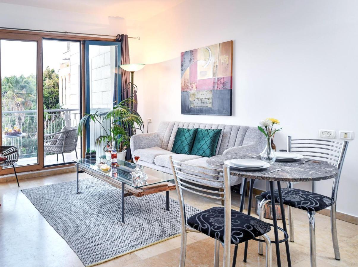 Апартаменты Deluxe 2Br Apt W Pool In Historical Jaffa By Sea N' Rent Тель-Авив Экстерьер фото