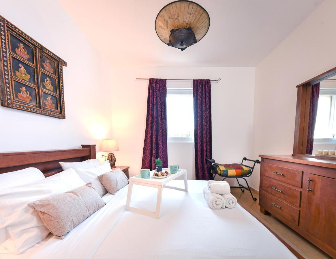 Апартаменты Deluxe 2Br Apt W Pool In Historical Jaffa By Sea N' Rent Тель-Авив Экстерьер фото